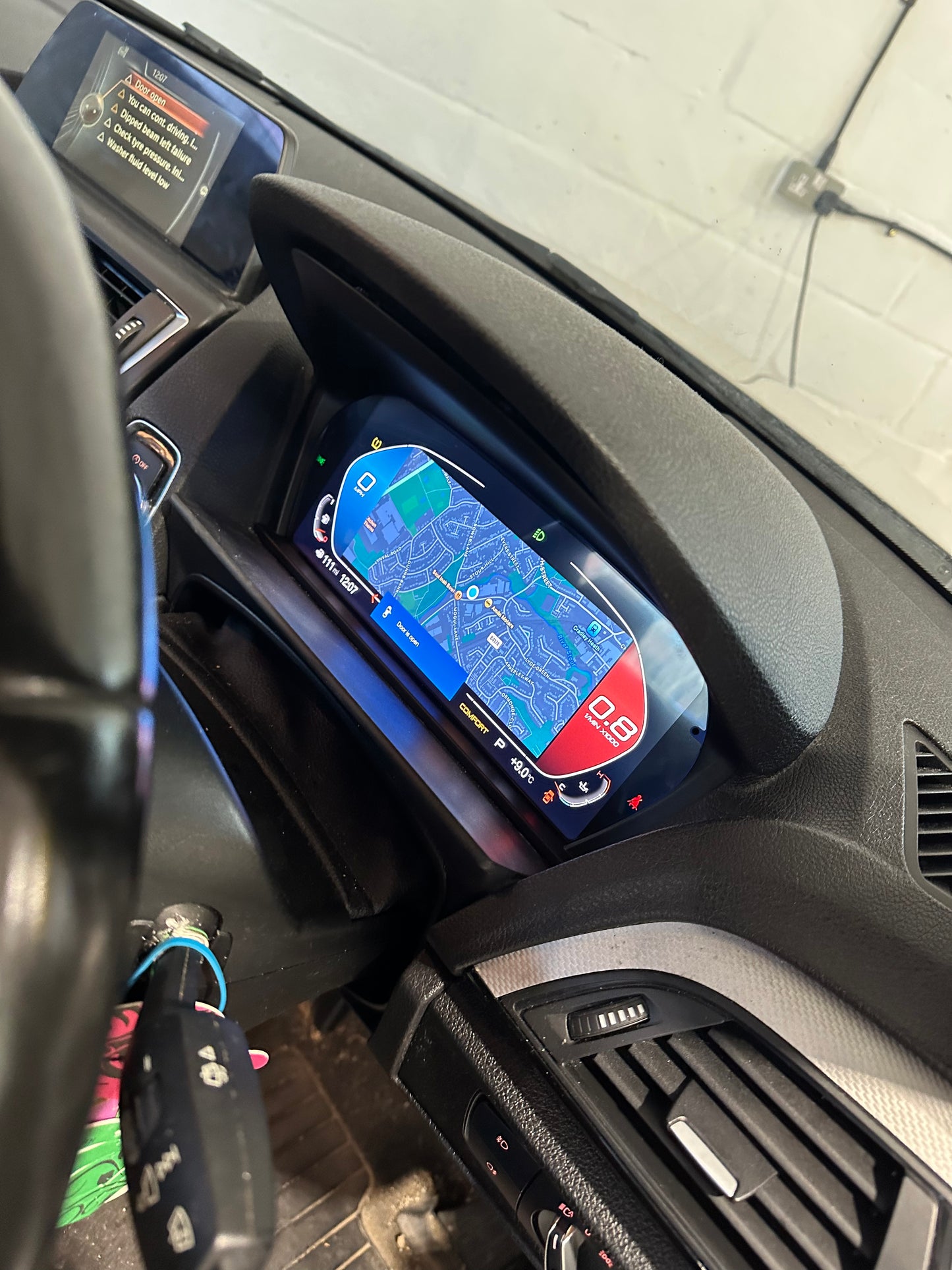 BMW F20 virtual cockpit