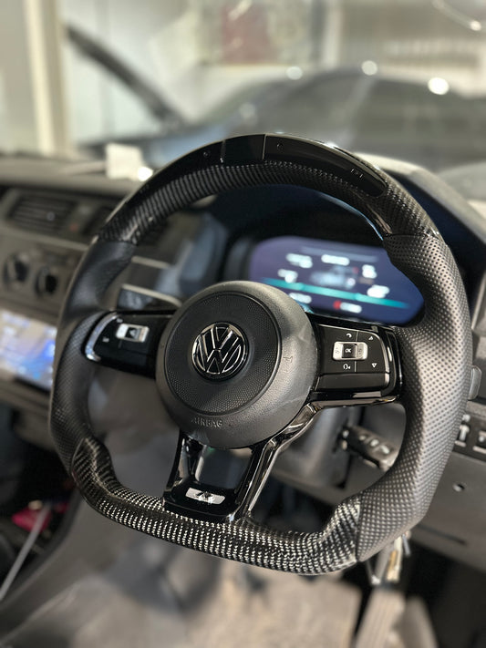 Volkswagen Golf R carbon LED